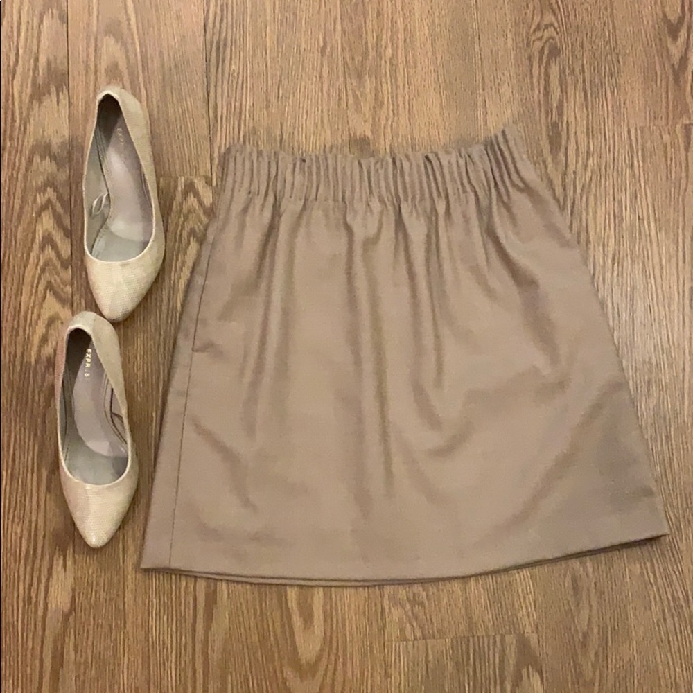 NWT tan JCrew skirt 💫 - Picture 1 of 7